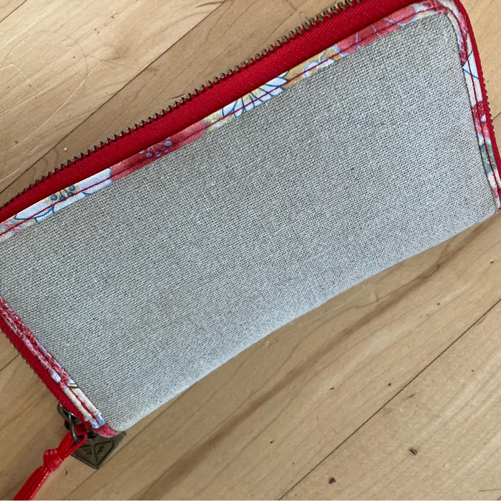 Roxy Wallet - Picture 2 of 4